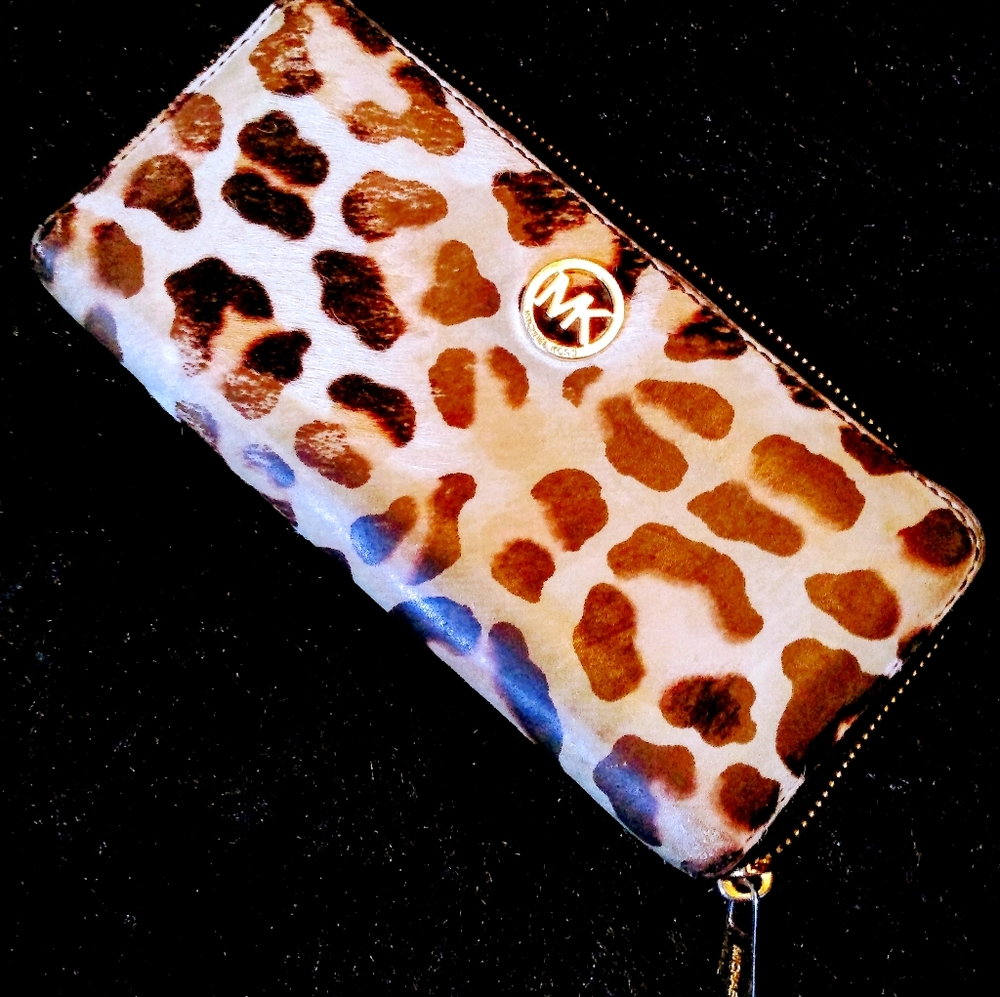 Michael Kors wallet
